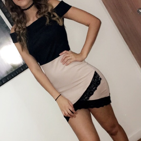 Short Laced Dress - Picture 3 of 3